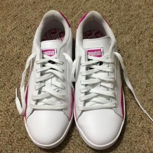 Puma: Pink and White